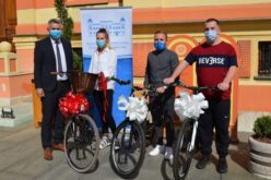 Gradonačelnik uručio bicikla mladima povodom Evropske sedmice mobilnosti