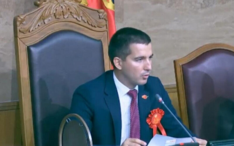 Ko je Aleksa Bečić, novi predsjednik Skupštine CG?