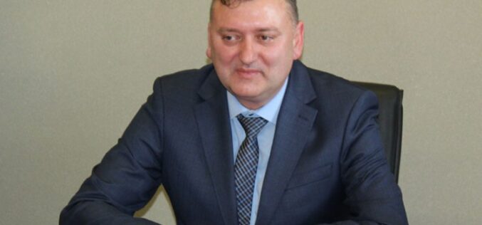 Đorđe Popović podnosi ostavku, po treći put izdaje Dodika
